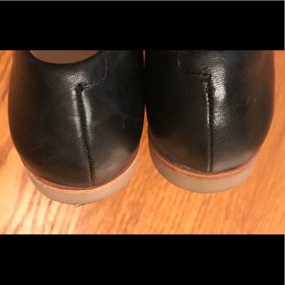 Coach and Four Flat Sandals, Black - Picture 4 of 5